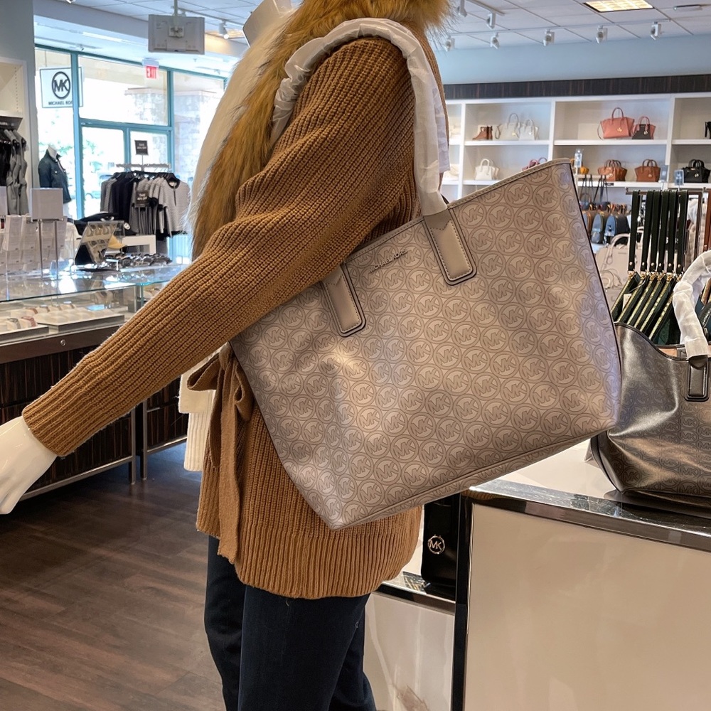 🔥NEW Michael Kors Jodie Large Tote - Picture 11 of 12